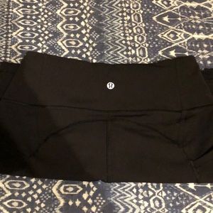 Lululemon “All the right places crop II”